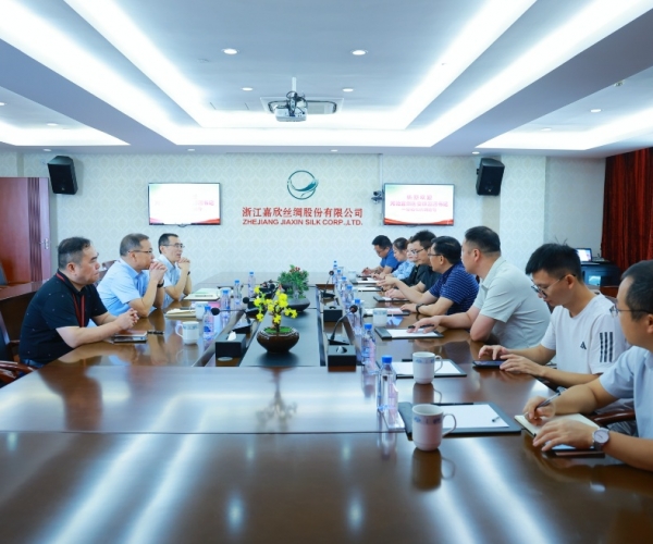 “丝路同源，尊龙人生就是博首页有约”  河池市宜州招商团走进尊龙人生就是博首页丝绸，共绘新“丝”路！！！